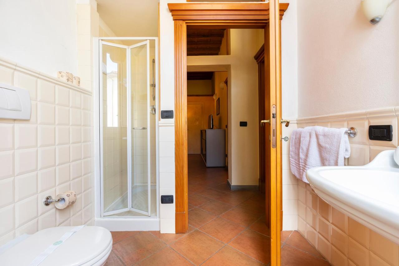 Verdi 11 Florenz Exterior foto
